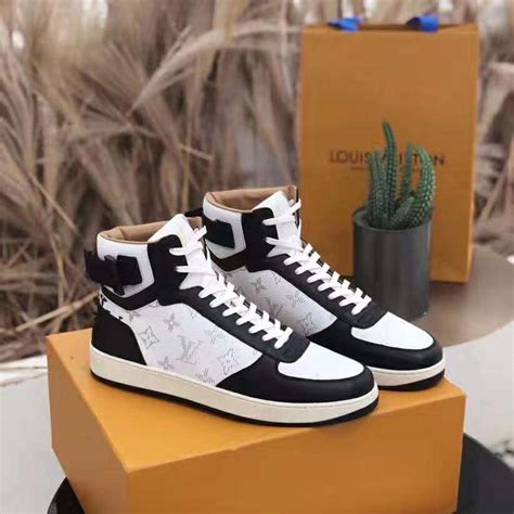 louis vuitton boot sneaker